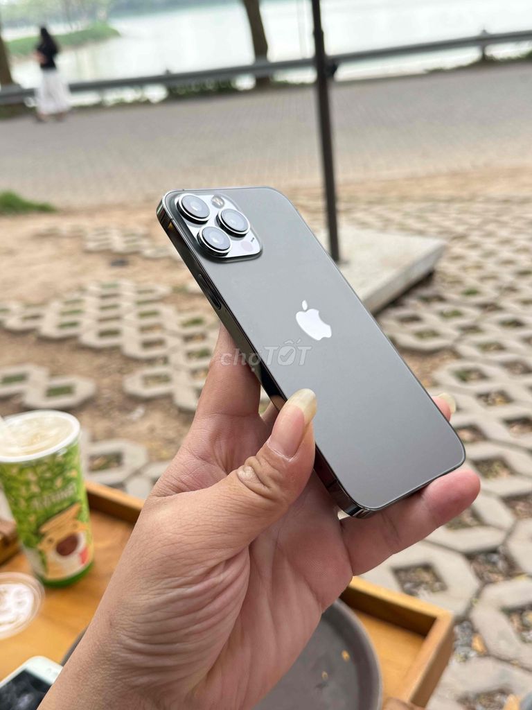 Apple iPhone 13 Pro Max 128GB Xám VNA 99%. Mua bán Điện thoại tại Quận Hai Bà Trưng Hà Nội được đăng bởi Huy Huấn hình 1