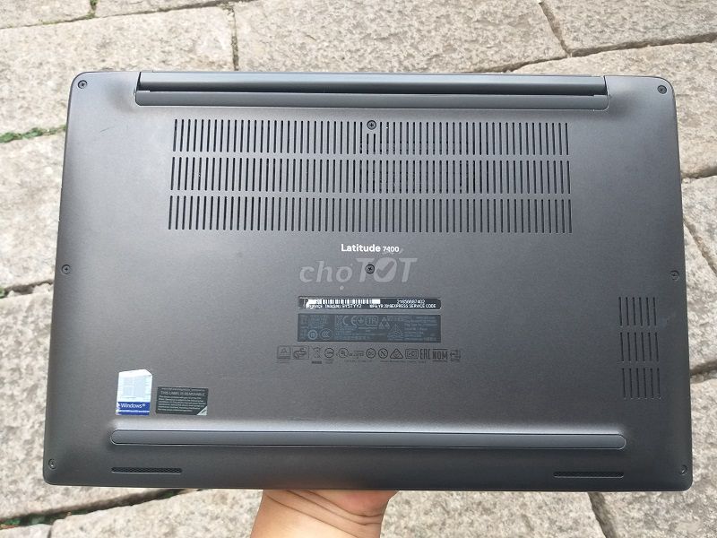 Dell latitude E7400 i7 8665U, Ram 8G, SSD 256G