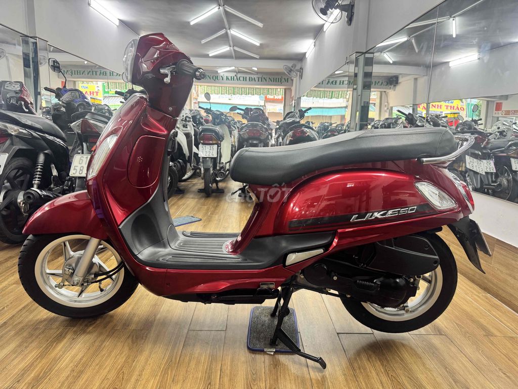 Kymco Like 50 Bstp chính chủ trùm mền. Mua bán Xe máy tại Quận 8 Tp Hồ Chí Minh được đăng bởi Nguyễn Dương Nhân  hình 2