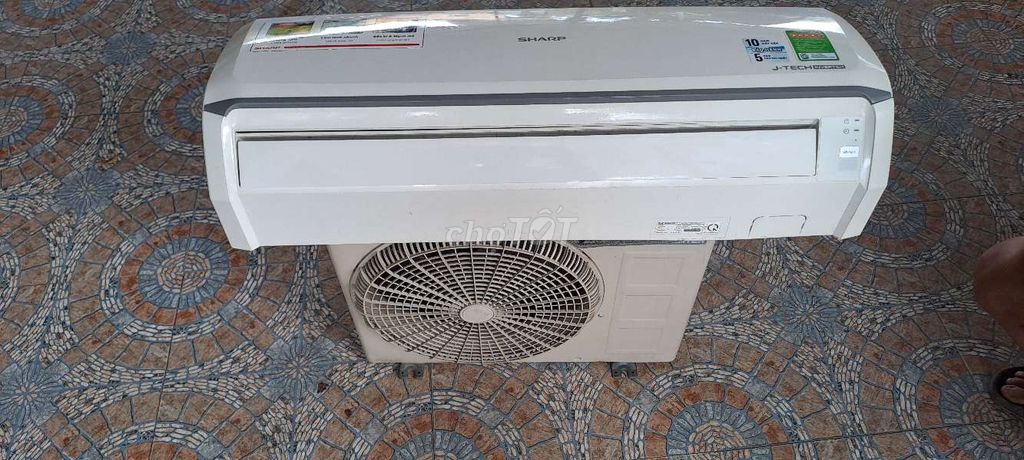 Máy lạnh Sharp 1 HP Inverter. Mua bán Máy lạnh, điều hoà tại Thành phố Mỹ Tho Tiền Giang được đăng bởi CTY Điện Lạnh  Kho Lạnh TẤN ĐẠT hình 1
