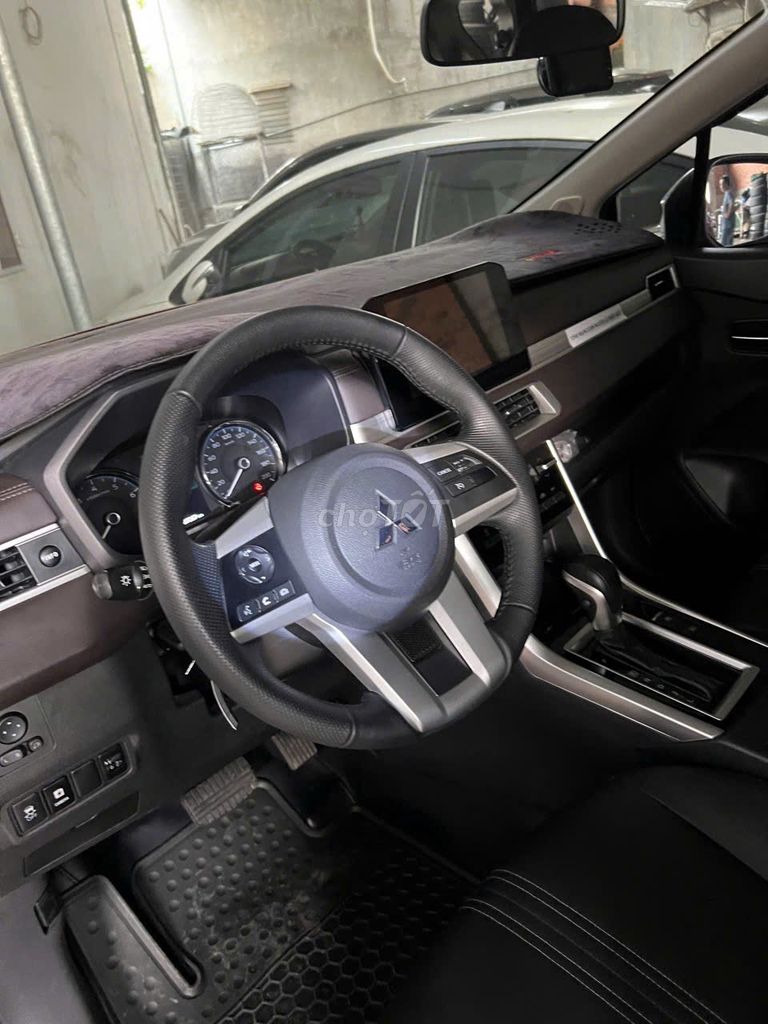 Mitsubishi Xpander 2024 Premium 1.5 AT - 37282 km. Mua bán Ô tô tại Quận Tân Bình Tp Hồ Chí Minh được đăng bởi MITSUBISHI TRƯỜNG CHINH đại lý chính hãng hình 7