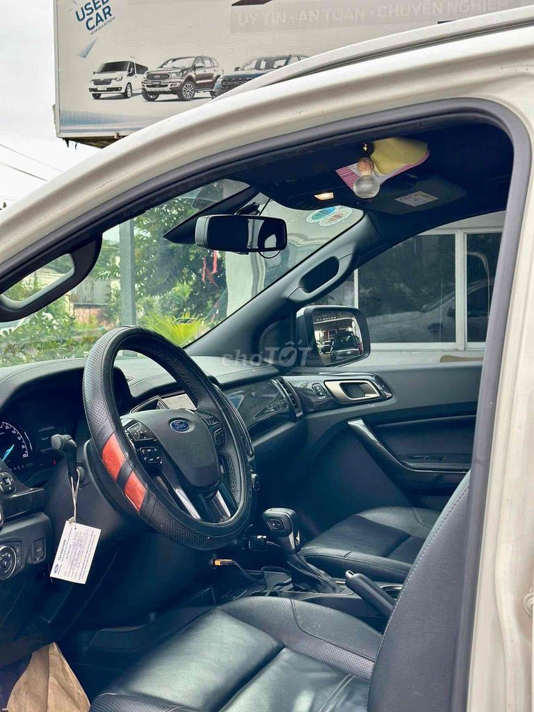 Ford Everest 2021 Titanium 2.0L AT 4x2 - 62000 km. Mua bán Ô tô tại Huyện Hòa Thành Tây Ninh được đăng bởi nguyễn quốc huy hình 6