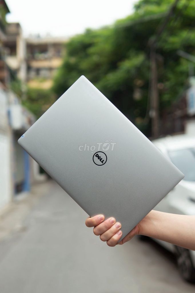 Dell XPS 13 9360 i7-8550U 13.3 inch 256GB Like New. Mua bán Laptop tại Quận Ngũ Hành Sơn Đà Nẵng được đăng bởi LAPTOP TUẤN ĐẠT  hình 1