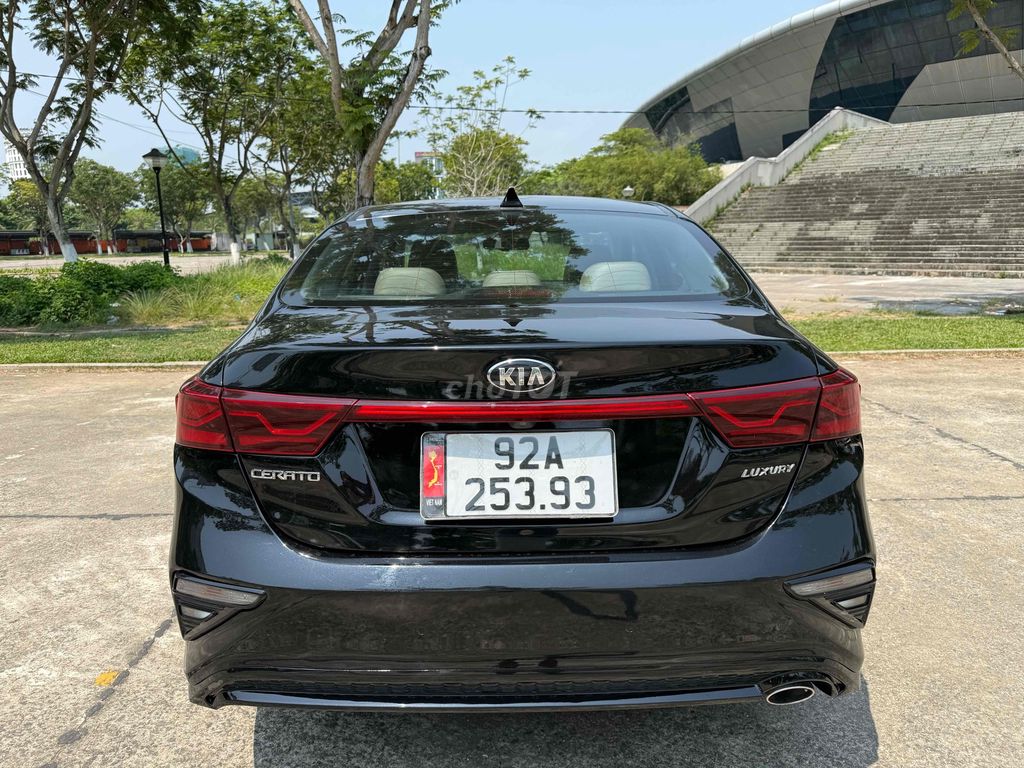 Kia Cerato Luxury Đen Tự động 6 vạn km sx 2021