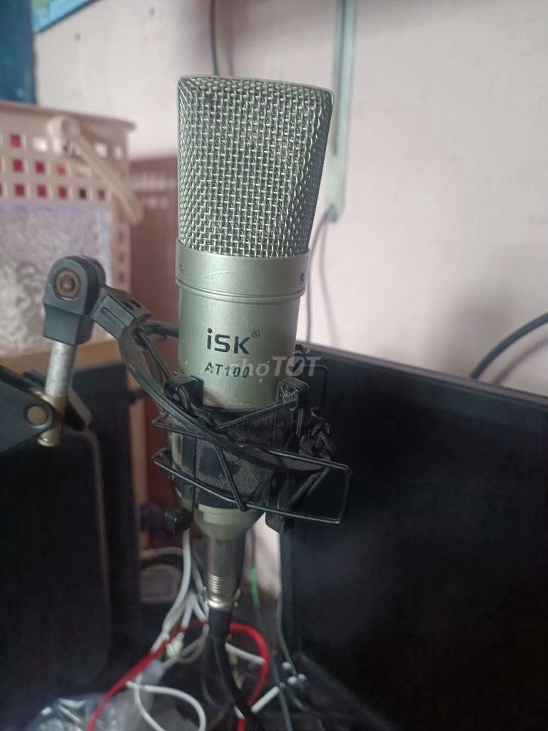 At100 + K10 10th vàng. Mua bán Tivi, Âm thanh tại Quận Tân Bình Tp Hồ Chí Minh được đăng bởi Long hình 1