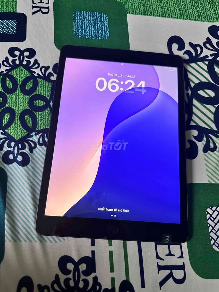 Apple iPad Gen 9 64GB Xám Đã sử dụng. Mua bán Máy tính bảng tại Quận 12 Tp Hồ Chí Minh được đăng bởi Trần Văn Dự  hình 1