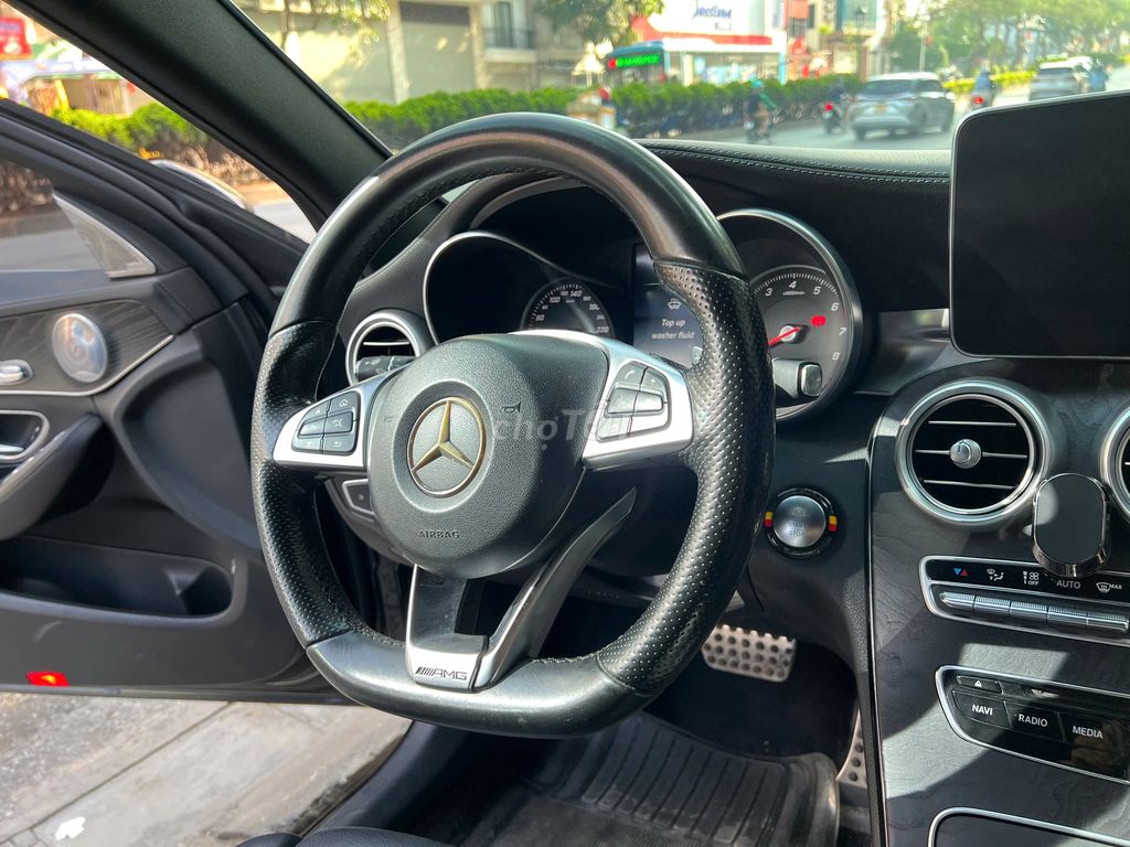 Mercedes Benz C Class 2016 C300 AMG - 80000 km. Mua bán Ô tô tại Quận Long Biên Hà Nội được đăng bởi AUTO TÂN HƯNG THỊNH hình 17