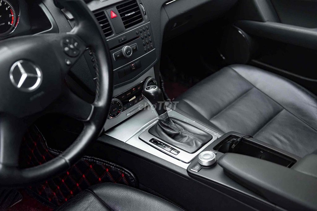 Mercedes Benz C Class 2010 C200 CGI ( Giá 199tr ). Mua bán Ô tô tại Quận 10 Tp Hồ Chí Minh được đăng bởi Thái LA Auto hình 5