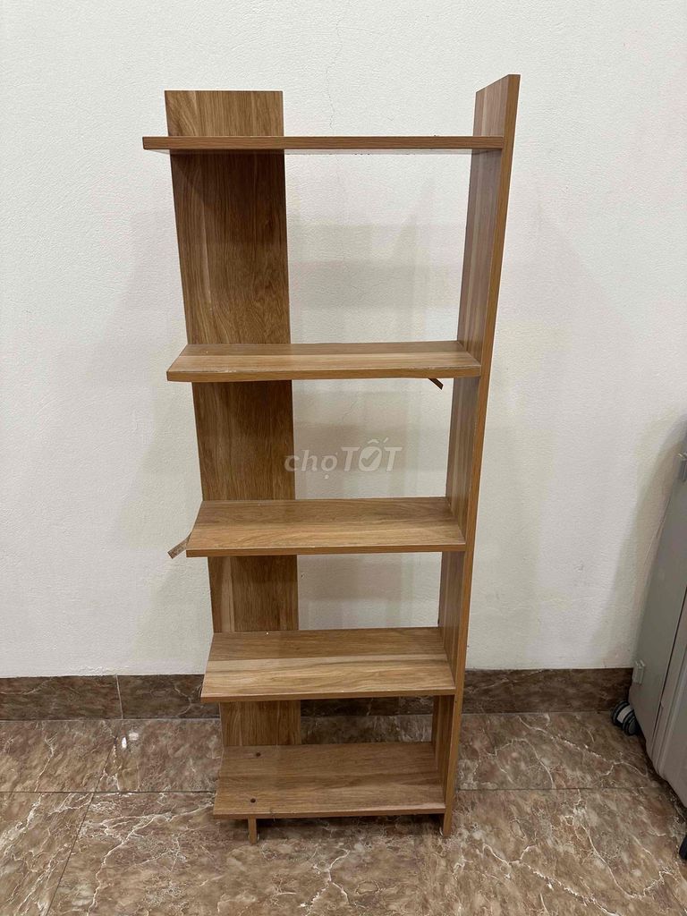 Kệ trang trí gỗ ép 5 tầng. Mua bán Tủ, kệ gia đình tại Quận Hai Bà Trưng Hà Nội được đăng bởi Ranchu hình 1