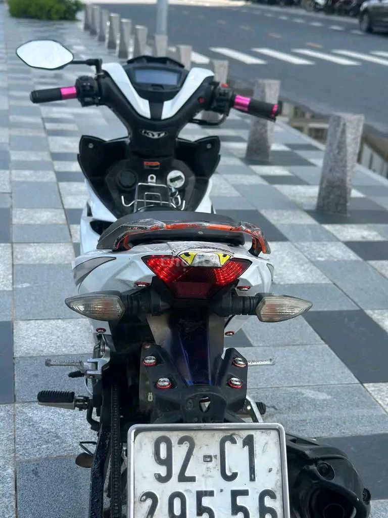 Yamaha Exciter 150 2019 Trắng đen. Mua bán Xe máy tại Quận Sơn Trà Đà Nẵng được đăng bởi Huỳnh Bi hình 4