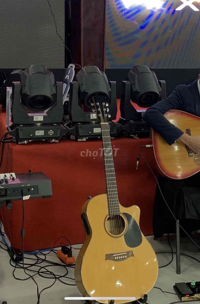 Đàn guitar Gỗ còng cườm Vàng có EQ. Mua bán Nhạc cụ tại Quận Hải Châu Đà Nẵng được đăng bởi Con Cò hình 1