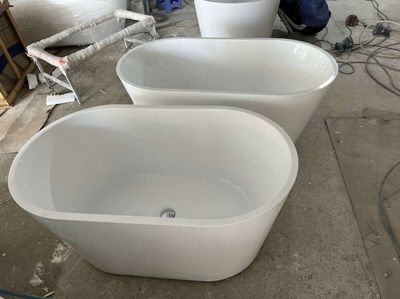 Bồn tắm oval 1m5x70