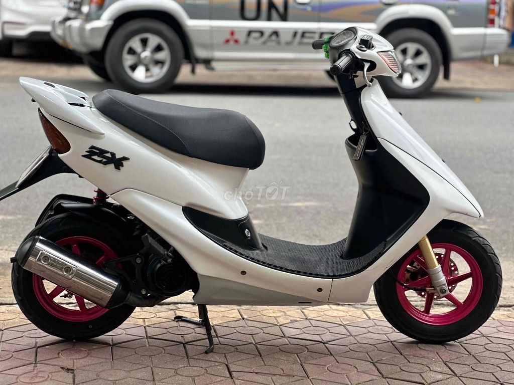 Honda Tay Ga 2 Thì 50 Phân Khối Ko Cần Bằng Lái. Mua bán Xe máy tại Quận 1 Tp Hồ Chí Minh được đăng bởi Hien hình 5
