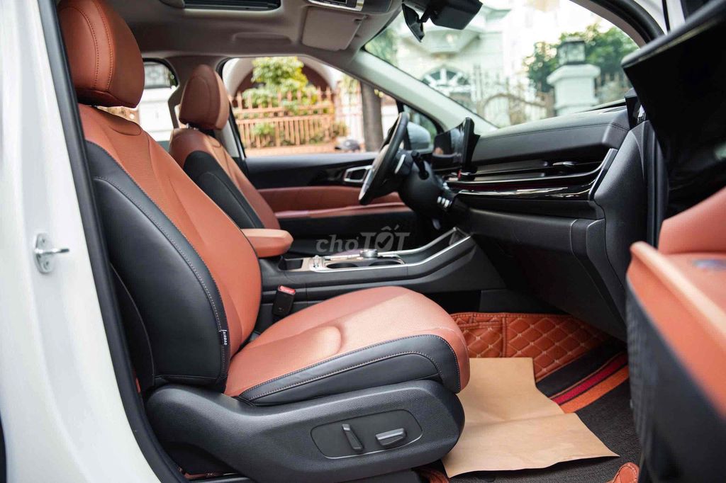 Kia Carnival Signature 2.2D form 2025 lướt 12k km. Mua bán Ô tô tại Quận Gò Vấp Tp Hồ Chí Minh được đăng bởi Kính Đặng Ô Tô Lướt hình 12