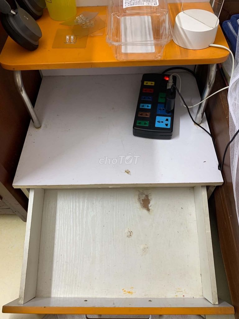 Tủ ngăn kéo Gỗ Trắng cam 53x45x45cm. Mua bán Tủ, kệ gia đình tại Quận Hai Bà Trưng Hà Nội được đăng bởi Nguyễn Quỳnh Trang hình 1