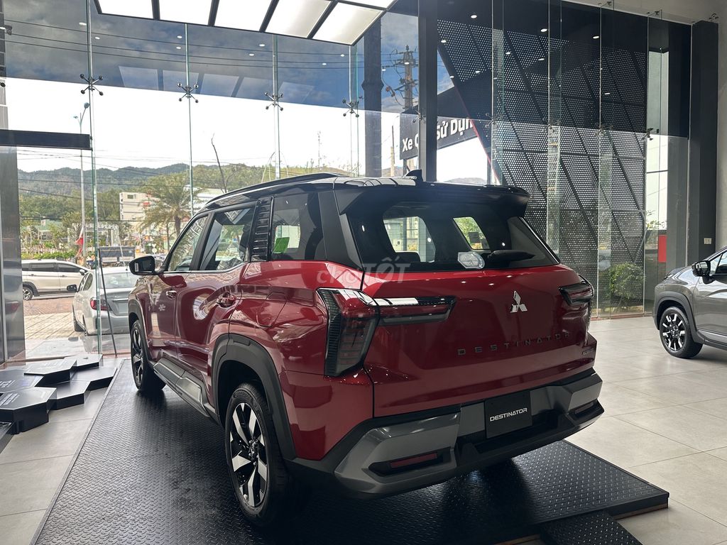 Mitsubishi Destinator ultimate  Đỏ. Mua bán Ô tô tại Thành phố Qui Nhơn Bình Định được đăng bởi Hà Mitsubishi Quy Nhơn  hình 7