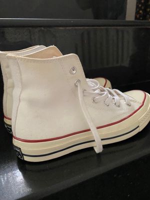 Giày Converse trắng cổ cao, size 37.5 trên 95%