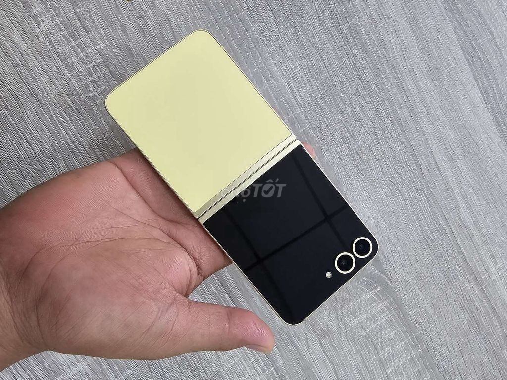 Về em Z flip6 2sim 12/256gb likenew zin keng. Mua bán Điện thoại tại Quận Gò Vấp Tp Hồ Chí Minh được đăng bởi Cửa hàng  KGPHONE STORE hình 1