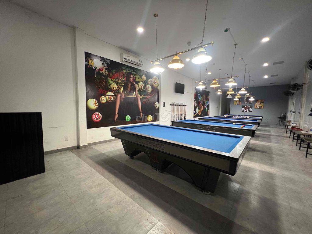 Sang toàn bộ bàn & trang thiết bị CLB Billiards