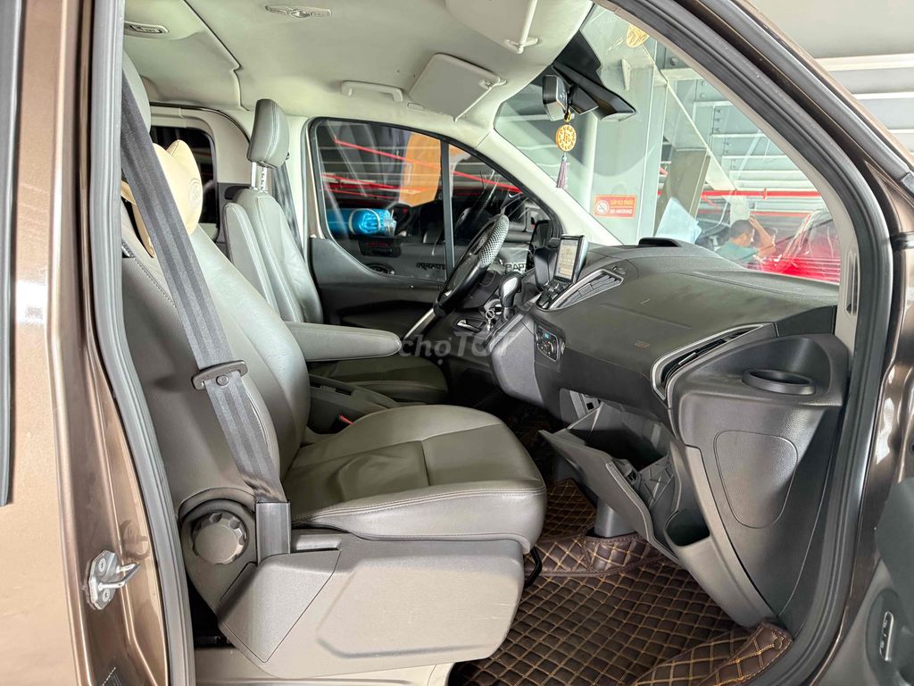 Ford Tourneo 2019 Titanium 2.0 AT - zin nguyên bản. Mua bán Ô tô tại Quận 1 Tp Hồ Chí Minh được đăng bởi Quynh Nguyen hình 6