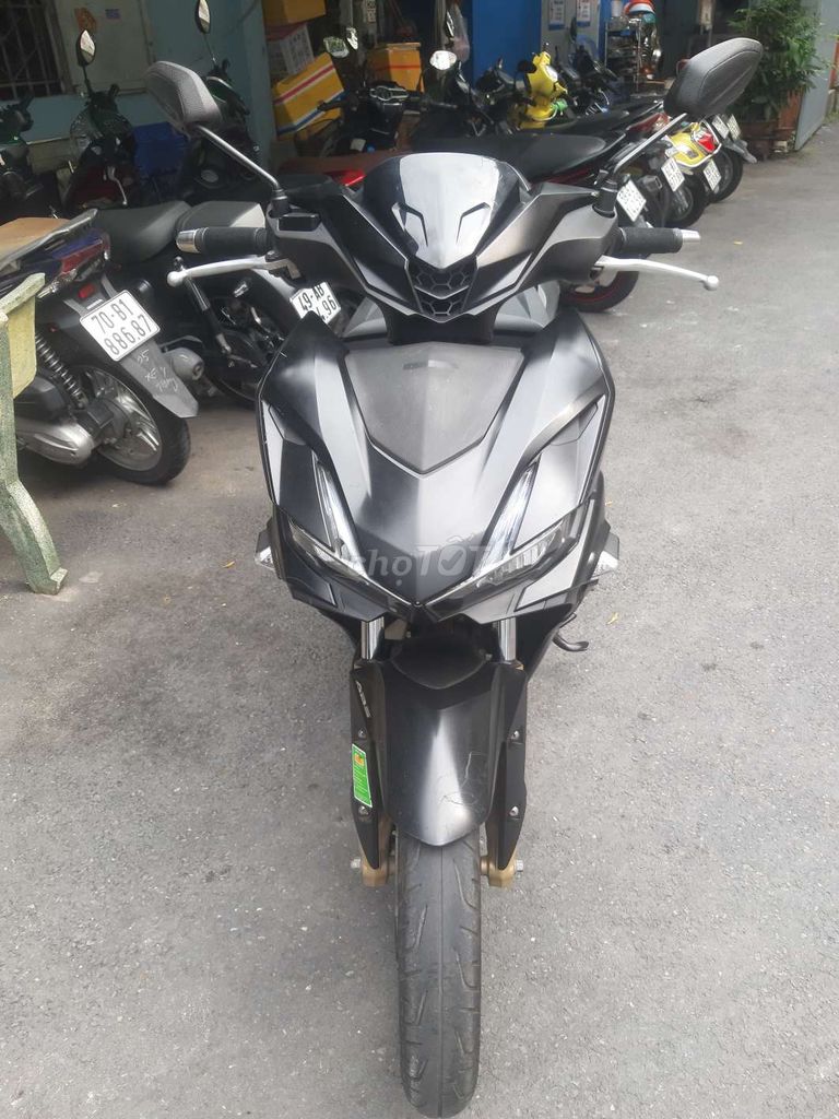 Мотоцикл Honda Winner X Черно-желтый МКПП
