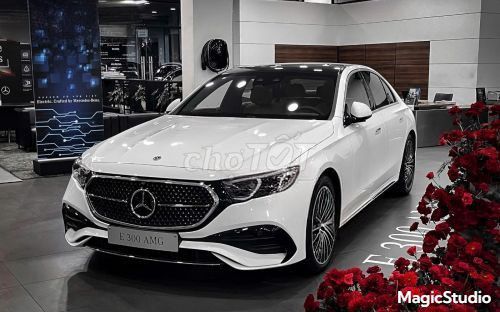 Mercedes-Benz E-Class E300 AMG 2025