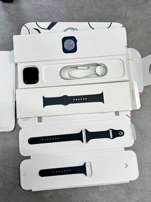 Apple Watch Series 8 Đen 45mm GPS đẹp box zin. Mua bán Thiết bị đeo thông minh tại Quận 10 Tp Hồ Chí Minh được đăng bởi Táo Tốt Apple 