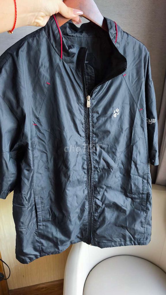 Áo khoác golf DARKWOLF_GOLF Đen size L. Mua bán Quần áo tại Thành phố Nha Trang Khánh Hòa được đăng bởi Iki hình 1