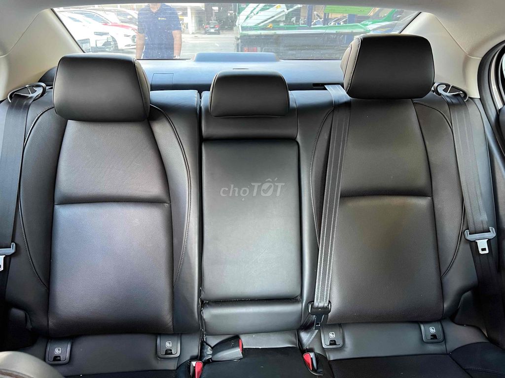 Mazda 3 2023 Luxury Trắng 27.000 km. Mua bán Ô tô tại Quận Tân Phú Tp Hồ Chí Minh được đăng bởi Nguyễn Tân Xe Lướt  hình 6