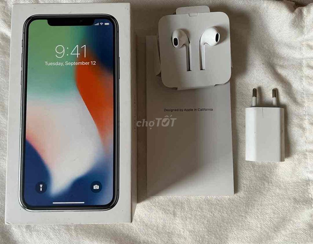 iphone X trắng 64gb Fullbox mới dùng 5 tháng