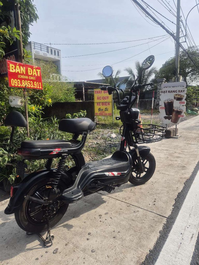 Xe đạp điện màu Đen. Mua bán Xe điện tại Huyện Bình Chánh Tp Hồ Chí Minh được đăng bởi Tran huu Hoang hình 1