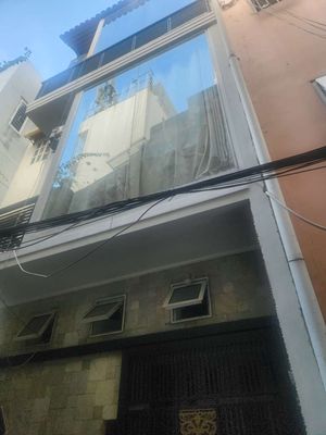 nhà nc đẹp full nội thất 2 lầu st nguyễn mình khai Q1
