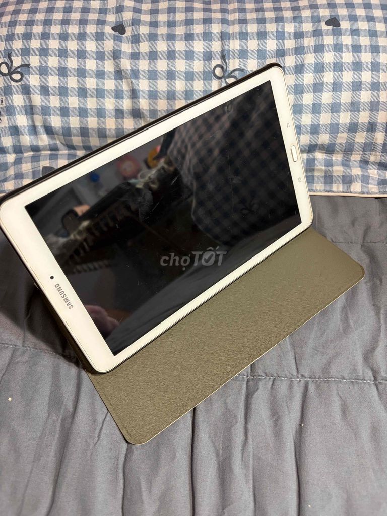 Samsung Xác Máy Tính Bảng Trắng. Mua bán Máy tính bảng tại Quận Tân Phú Tp Hồ Chí Minh được đăng bởi Ng Mnhann hình 1
