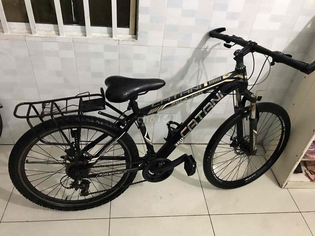 Xe đạp mua mới hơn 4 triệu giờ bán 1/3