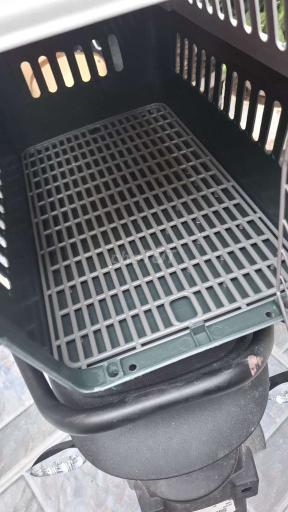Lồng vận chuyển chó mèo Size S Nứt nhẹ. Mua bán Phụ kiện, Thức ăn, Dịch vụ tại Quận Hoàng Mai Hà Nội được đăng bởi Thu Sẽ Gầy hình 1