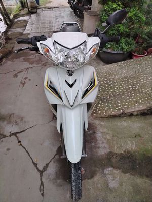 Yamaha Sirius 2011 Trắng Đen Vàng