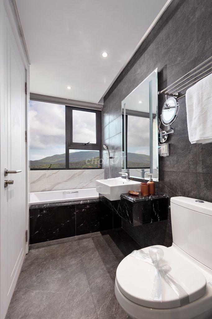 Bán căn altara tầng cao-view biển cực thoáng -sổ l.dài sẵn.vay bidv-t7 Bán căn altara tầng cao-view biển cực thoáng -sổ l.dài sẵn.vay bidv-t7