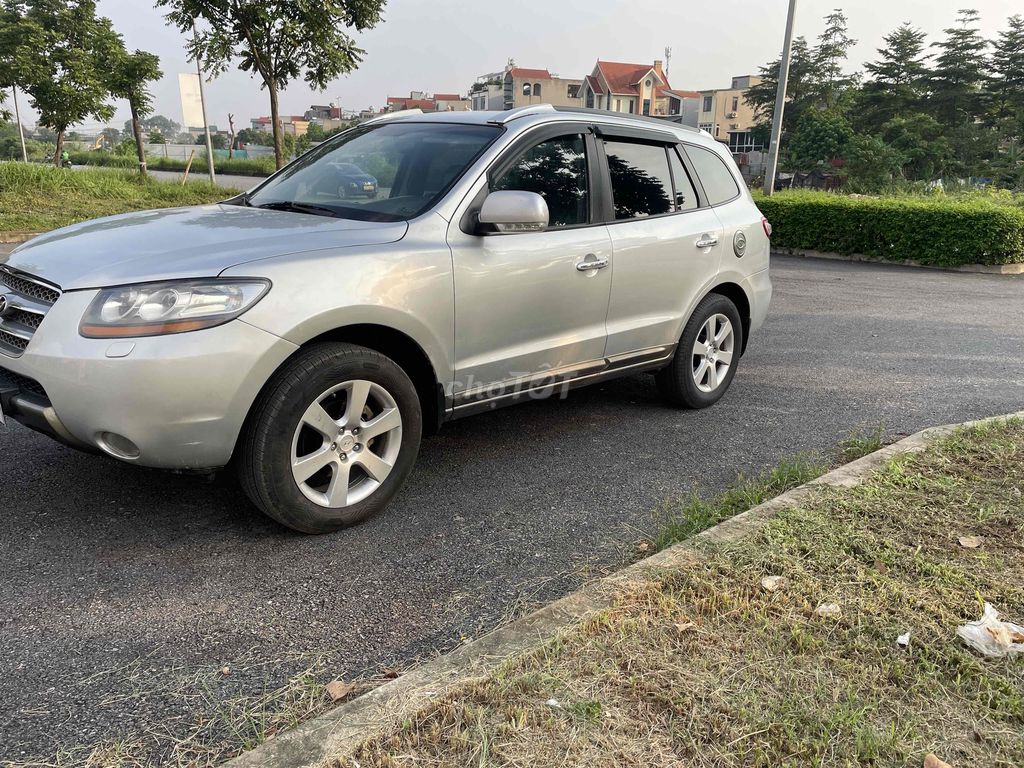 Hyundai Santa Fe 2009 2.0L máy dầu. Mua bán Ô tô tại Quận Hoàng Mai Hà Nội được đăng bởi Le hung hình 1
