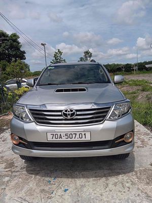 Toyota Fortuner 2015 2.5G - 90000 km. Mua bán Ô tô tại Huyện Bàu Bàng Bình Dương được đăng bởi yến
