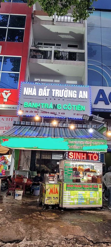 Tuyển nhân viên bán bánh tráng và sinh tố