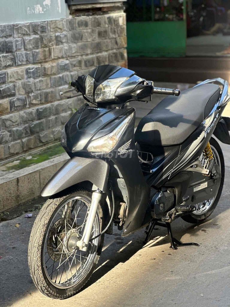 Xe Future 125 đời 2015 bstp chính chủ ký giấy. Mua bán Xe máy tại Quận 10 Tp Hồ Chí Minh được đăng bởi Xe cũ đẹp giá rẻ hình 1