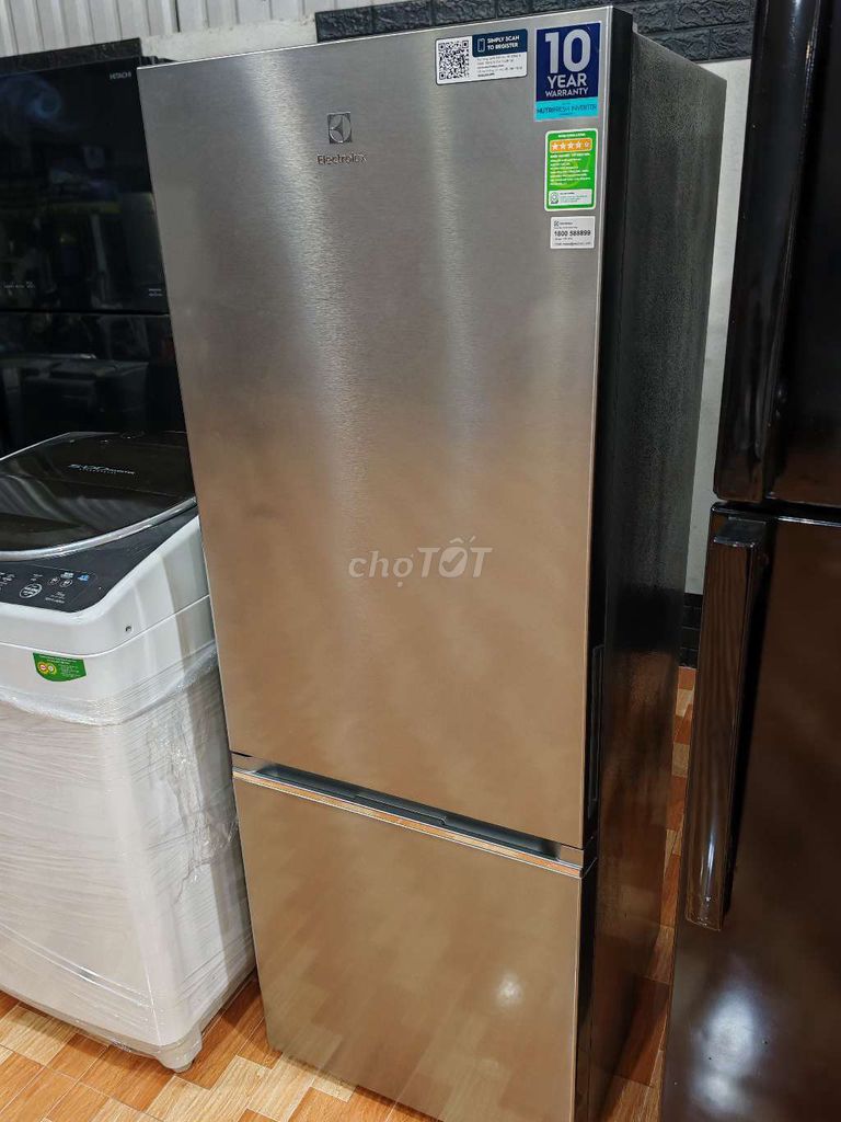 Electrolux 330L inverter Like new. Ngăn đông mềm.