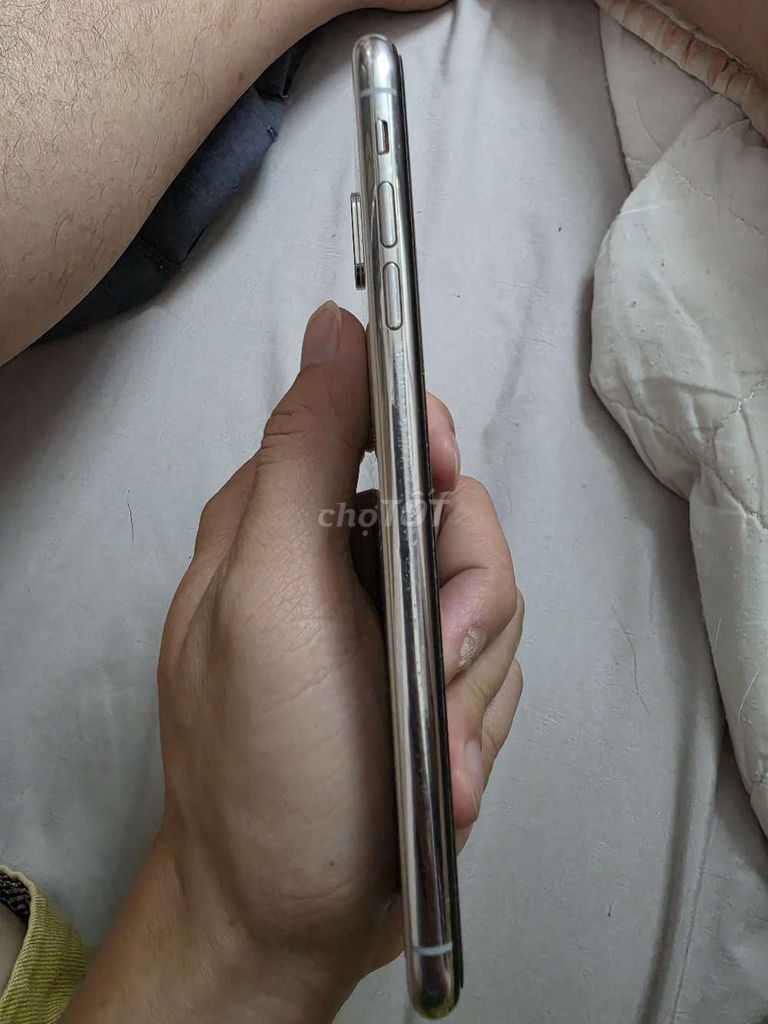Iphone Xsmax 256 trắng nguyên bản. Mua bán Điện thoại tại Quận Ba Đình Hà Nội được đăng bởi Nguyễn Cương hình 1