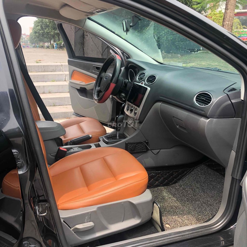 Ford Focus 2011 1.8 AT 1chủ sử dụng - 1200000 km. Mua bán Ô tô tại Quận Long Biên Hà Nội được đăng bởi EM HÙNG hình 9