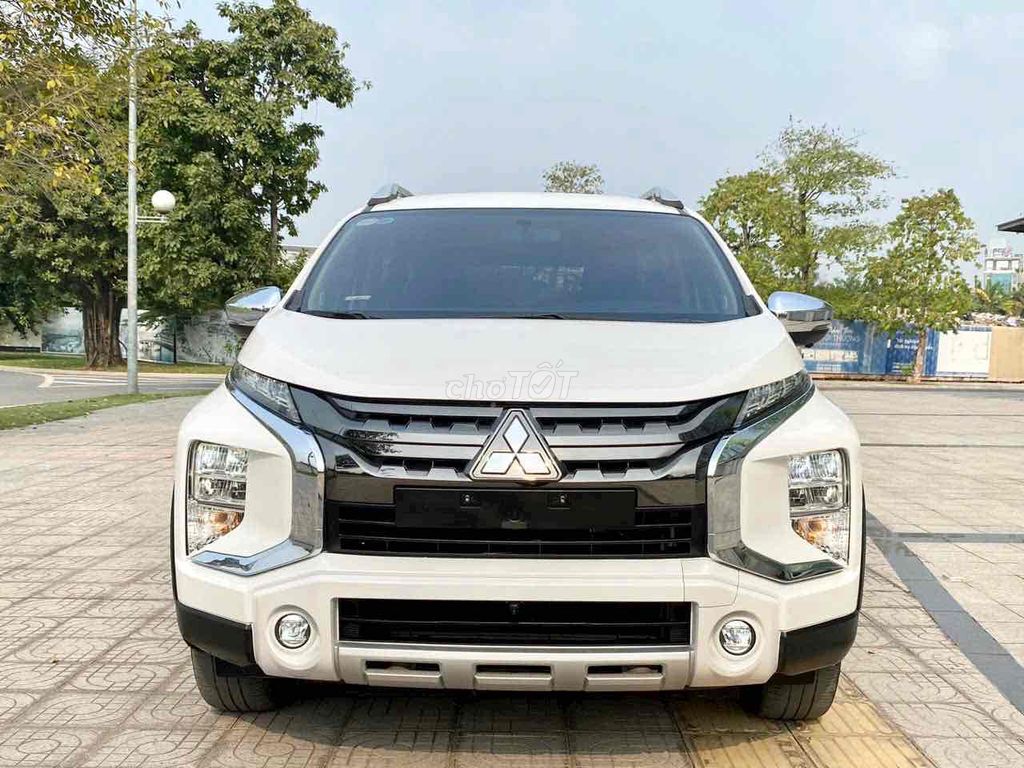 Mitsubishi Xpander Cross sx 2020 AT - 55000 km