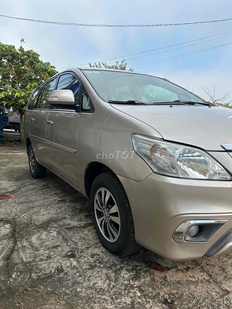 Toyota Innova 2013 J - 100000 km. Mua bán Ô tô tại Huyện Củ Chi Tp Hồ Chí Minh được đăng bởi Dũng hình 2