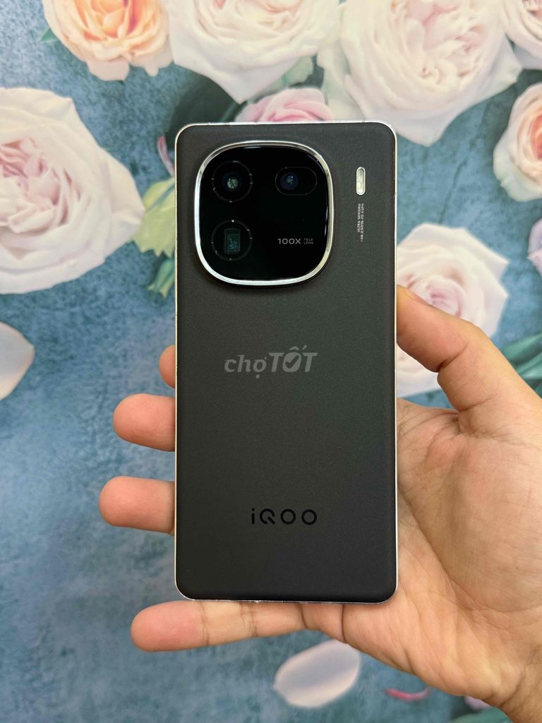 Vivo iQOO 12 5G 16/512GB Đen BH 3th có trả góp. Mua bán Điện thoại tại Quận Thanh Khê Đà Nẵng được đăng bởi Bèo Mobile Store hình 1