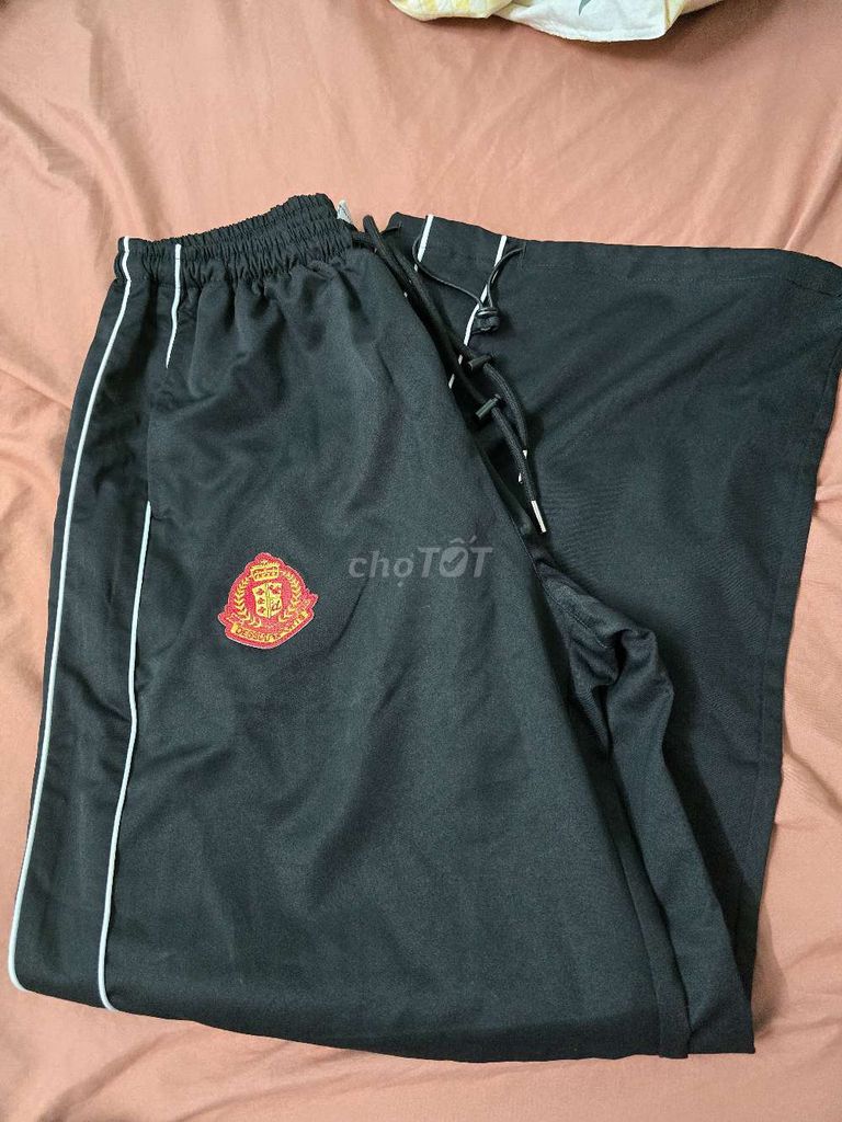 Quần dài thể thao nam Desusport. Mua bán Quần áo tại Quận 6 Tp Hồ Chí Minh được đăng bởi Quách Vinh hình 1