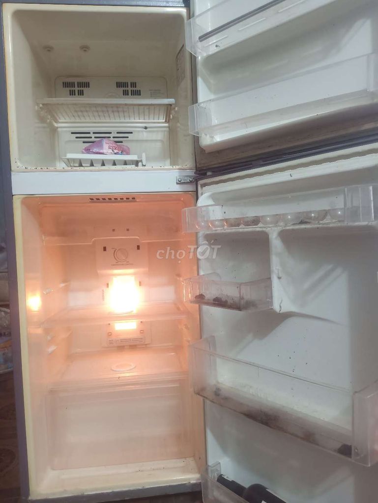 Tủ lạnh không làm lạnh được. Mua bán Tủ lạnh tại Huyện Thường Tín Hà Nội được đăng bởi Trần Văn hình 1
