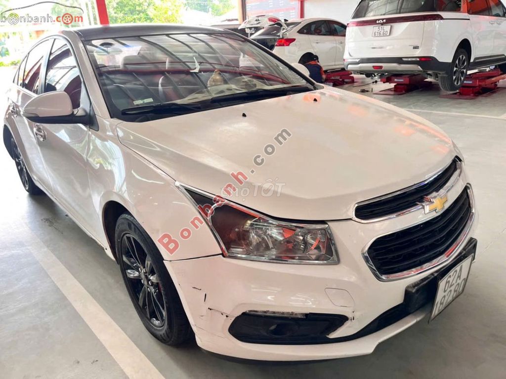 Chevrolet Cruze 2017 LT 1.6L - 250000 km. Mua bán Ô tô tại Thành phố Thủ Dầu Một Bình Dương được đăng bởi Nghĩa Phan Thành hình 5